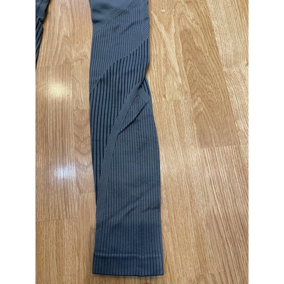 Zyia Active Leggigs - Picture 2 of 5